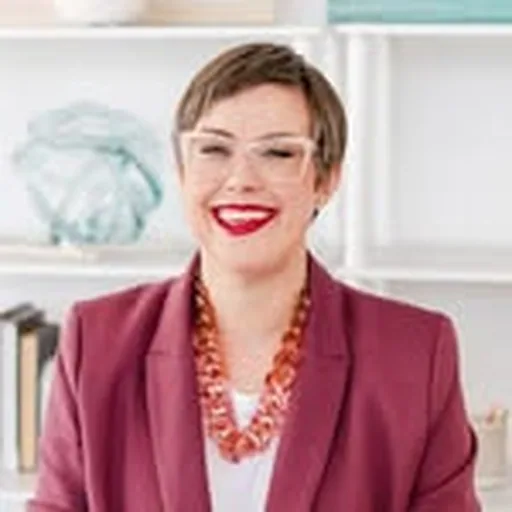 @caitlinbacher profile image