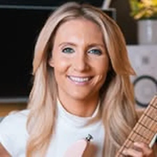 @caitlinguitar profile image