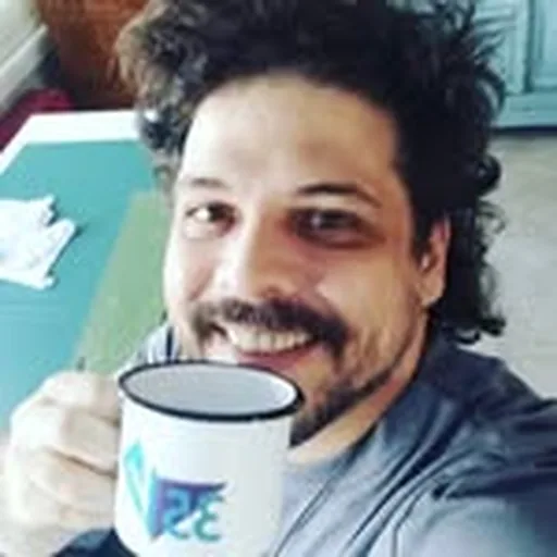 @caitomainier profile image