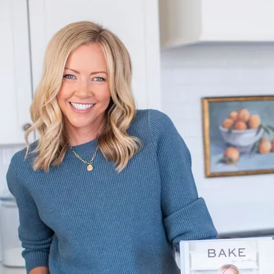 @cakebycourtney profile image
