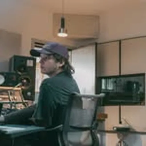 @calvinlauber profile image