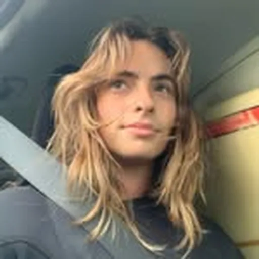 @camcouts profile image