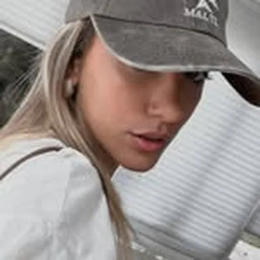 @camilledj_ profile image