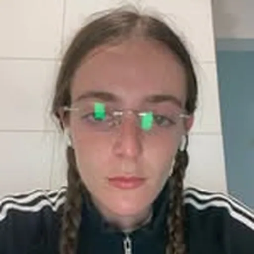 @candelacapitan profile image