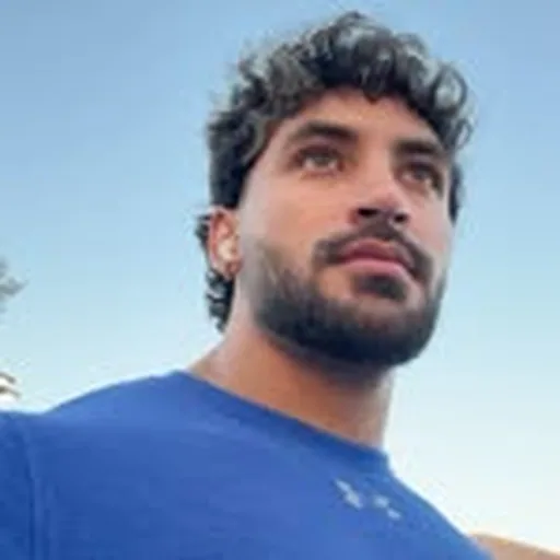 @canotmo profile image