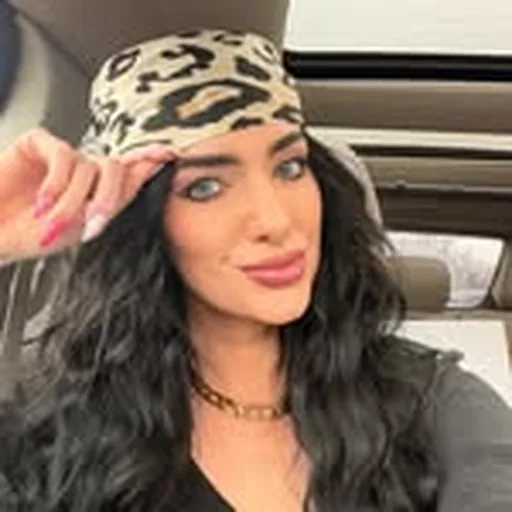 @carebearr__ profile image