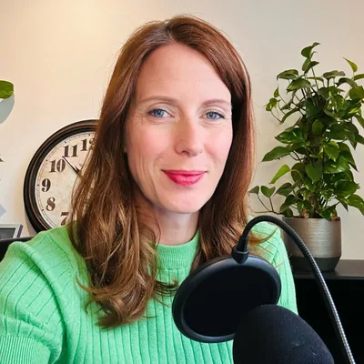 @carinabrueckl profile image