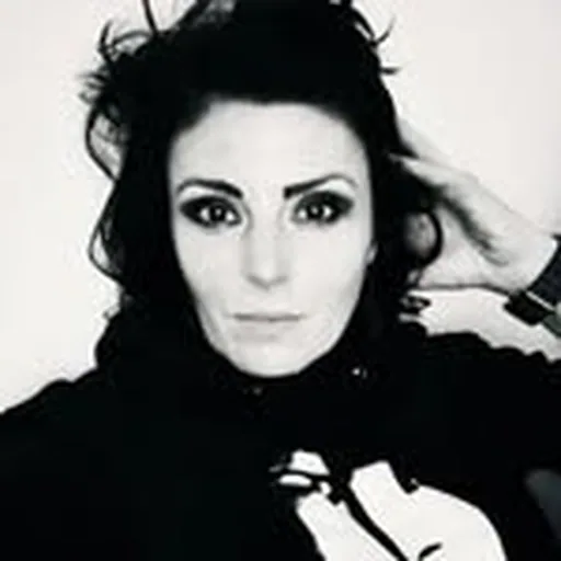 @carinaround profile image