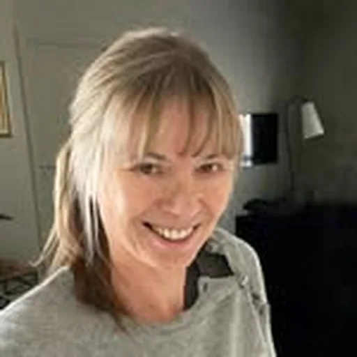 @carine_cakes profile image