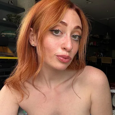 @caroline_field profile image