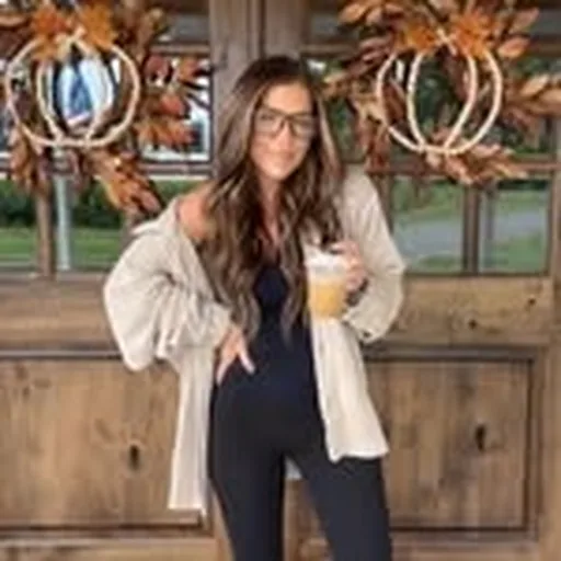 @casualmamastyle_ profile image