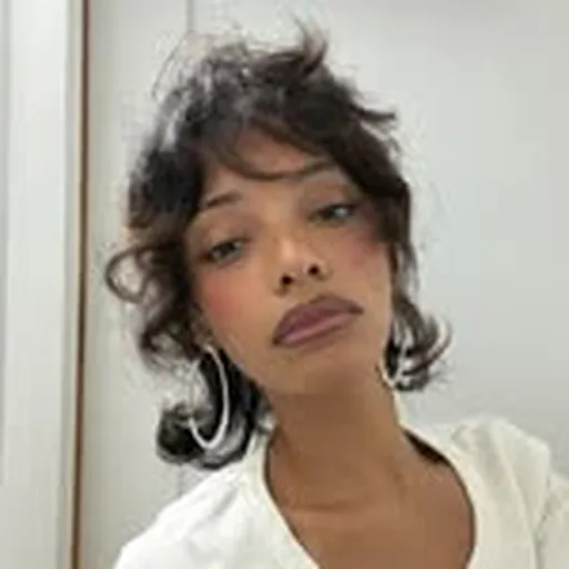 @cecile_ihp profile image