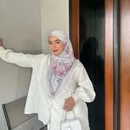 @cereliaraissa profile image