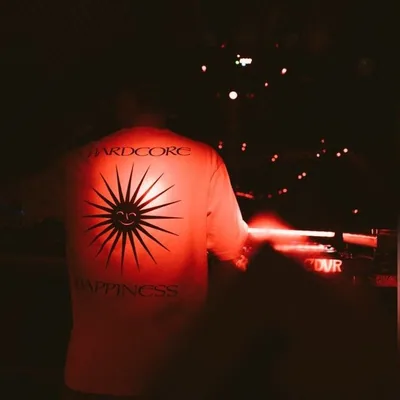 @certain_peoople profile image