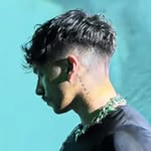 @cesqeaux profile image