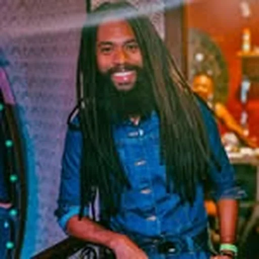 @chaenedagama profile image