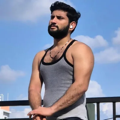 @chakri_nevergiveup220 profile image
