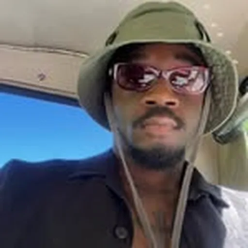 @charles_babzy profile image