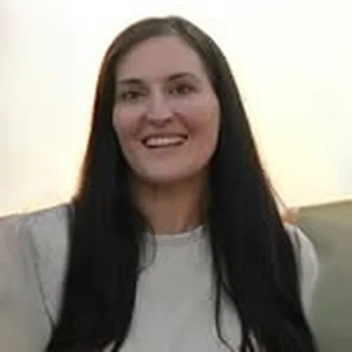 @charlieandcrewmama profile image