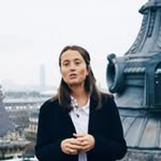 @charlotte_selency profile image