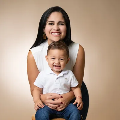 @chechyespinosaa profile image