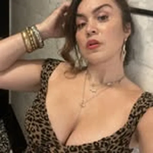 @chelseazan profile image