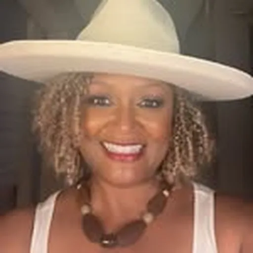 @cherissmay profile image