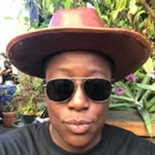 @cheryldunye profile image