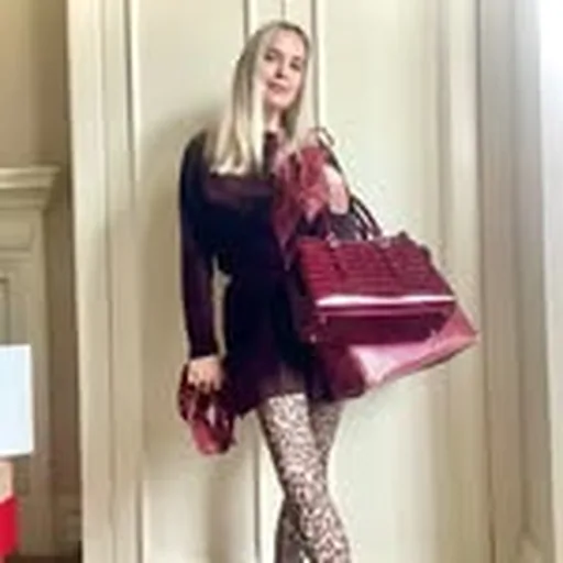 @chic50style profile image