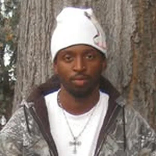 @chinoezek profile image