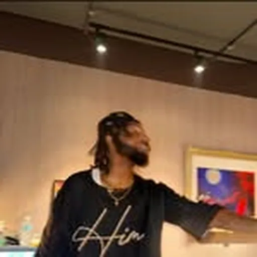 @chirell_hardy profile image