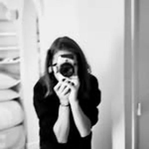 @chloebruhat profile image