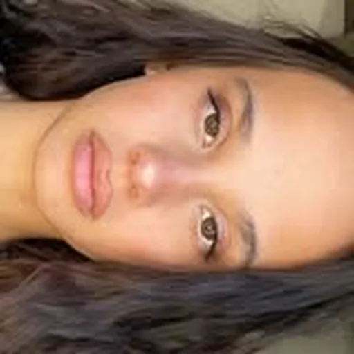 @chloehakola profile image