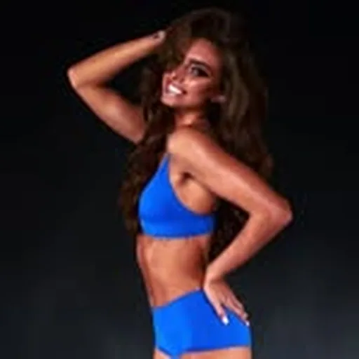 @chloshelts profile image
