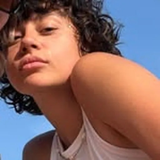 @chlovls profile image