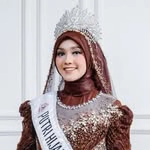 @chyntiafauziah profile image