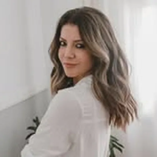 @cicamakeup profile image