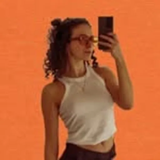 @claratournay profile image