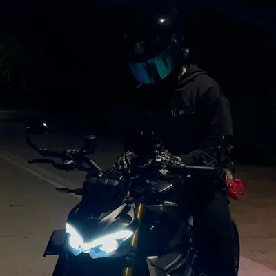 @cold.throttle profile image