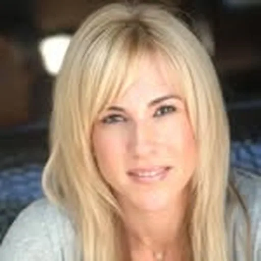 @colourboxmakeup profile image