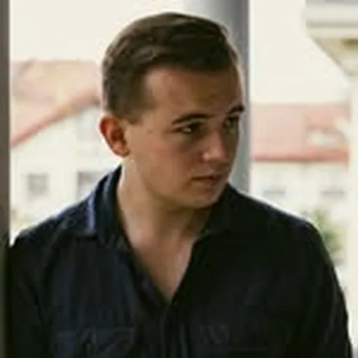 @commandobond profile image