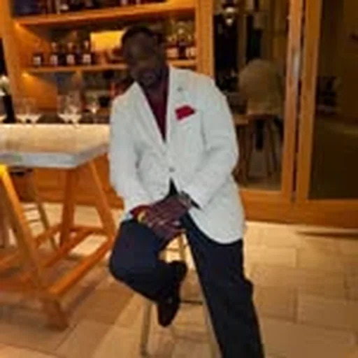 @corporate_mel profile image