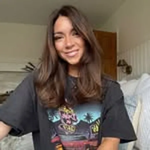@corriebromfield profile image