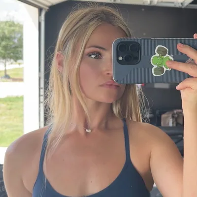 @courtneybisig profile image