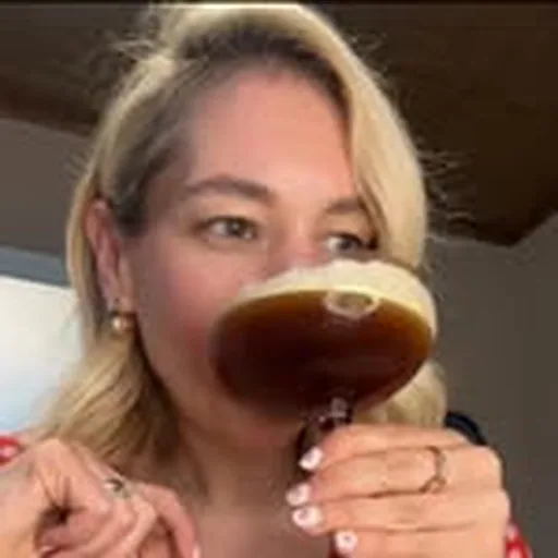 @courtneycookinsta profile image