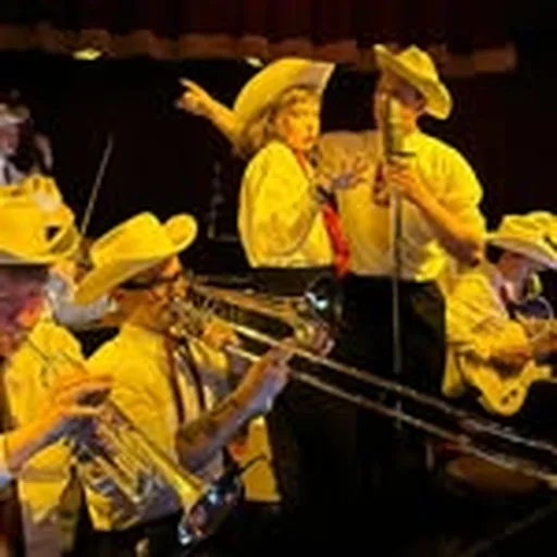 @cowtowndozen profile image