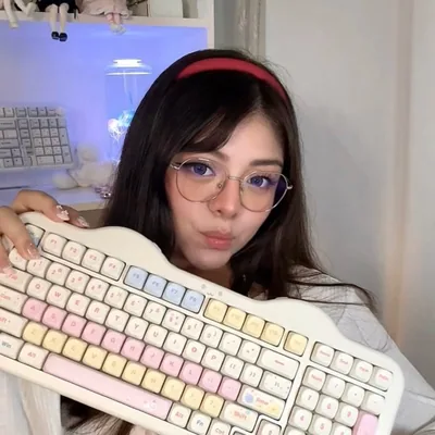 @cozytheri profile image