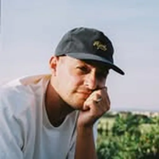 @cradagram profile image