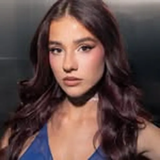 @cris__lora profile image