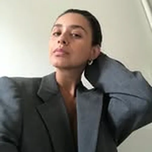 @cruzzzluisa profile image